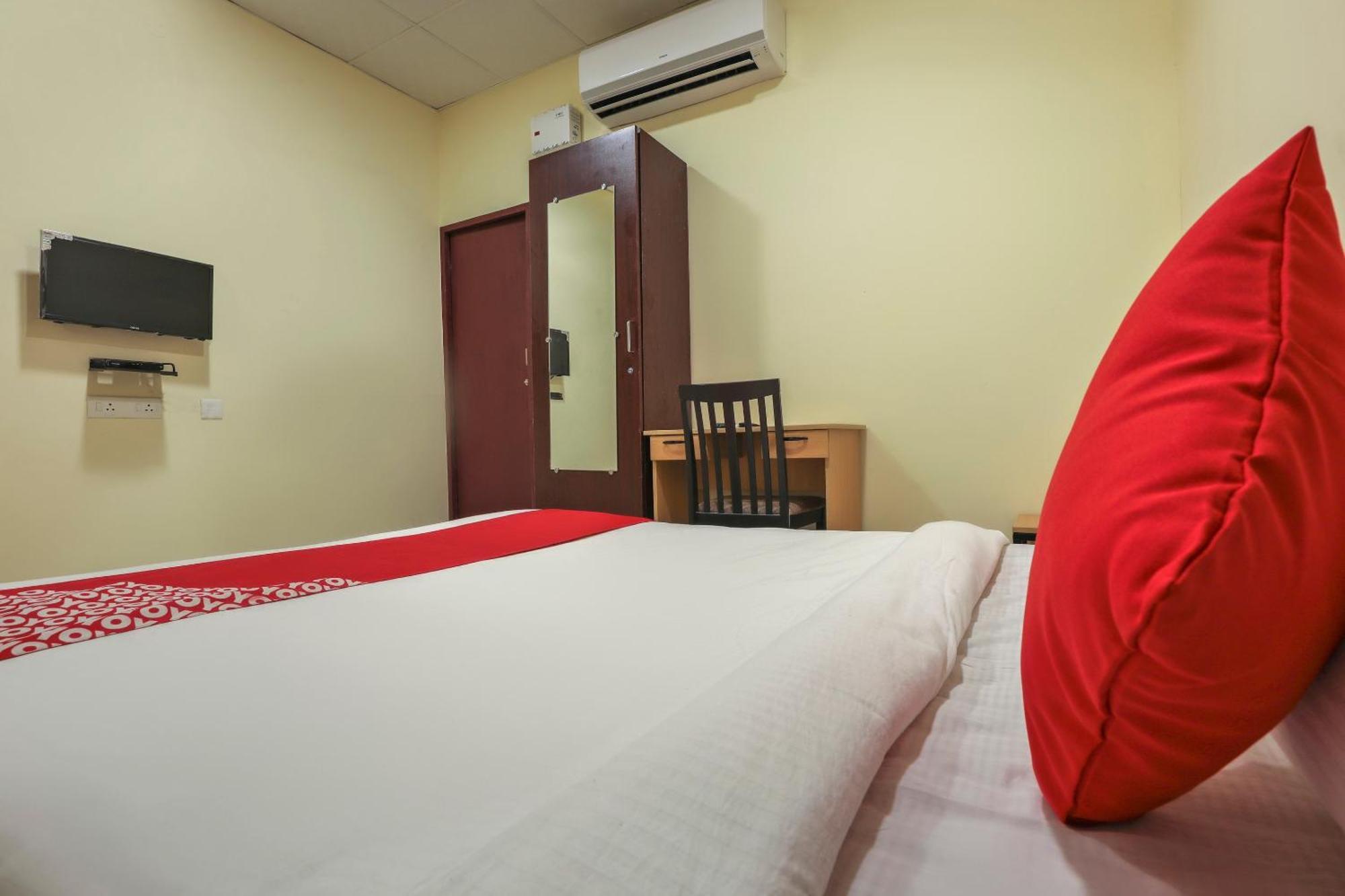 Hotel O Om Sakthi Hotel Pondichéry Extérieur photo